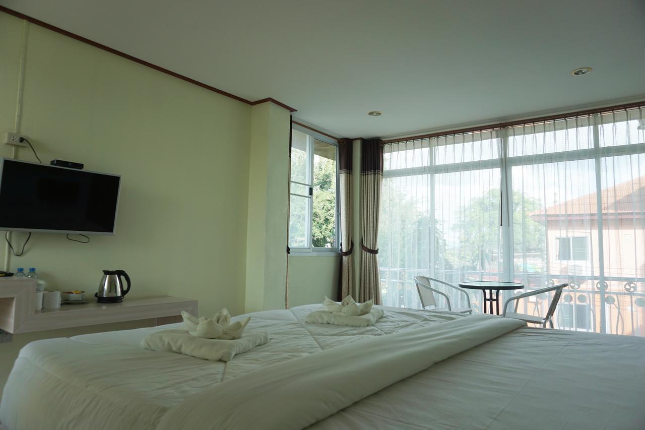 Honey Hotel 치앙센 외부 사진
